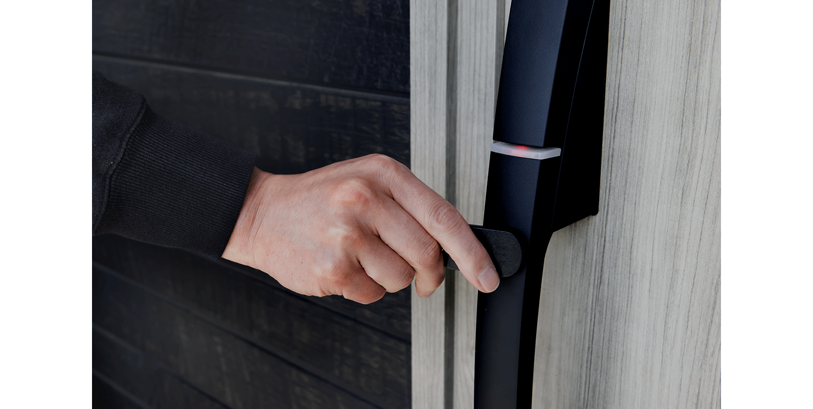 小さな動作でパッと開けられるスマートロック